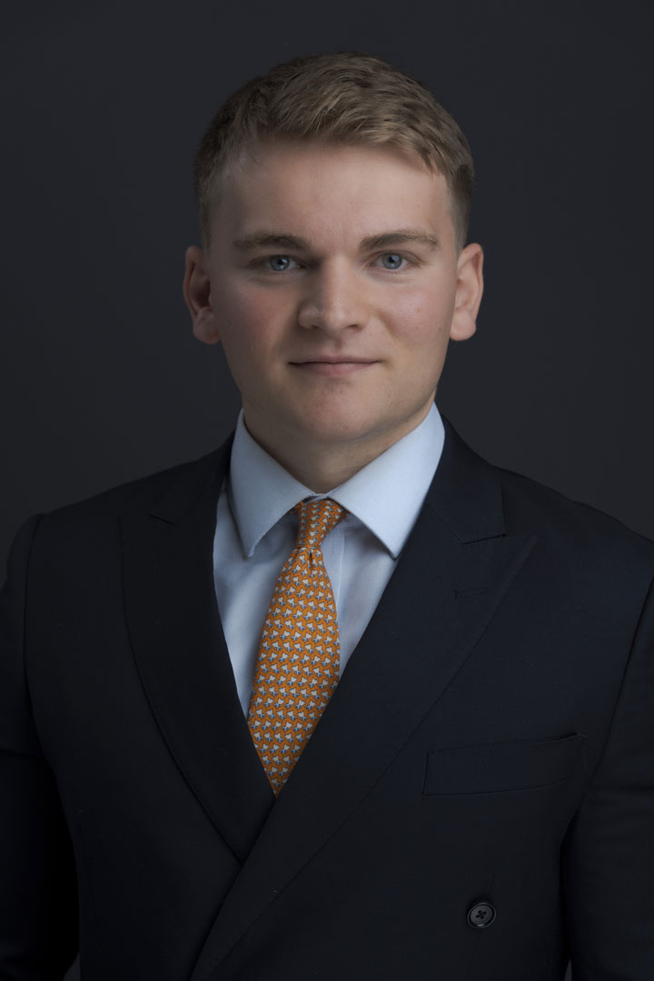 https://www.tamassetmanagement.com/data/uploads/headshot/daniel-b.jpg